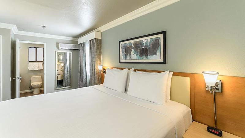 อเล็กซิส พาร์ค ออล สวีท รีสอร์ต Hotel ลาสเวกัส ภายนอก รูปภาพ